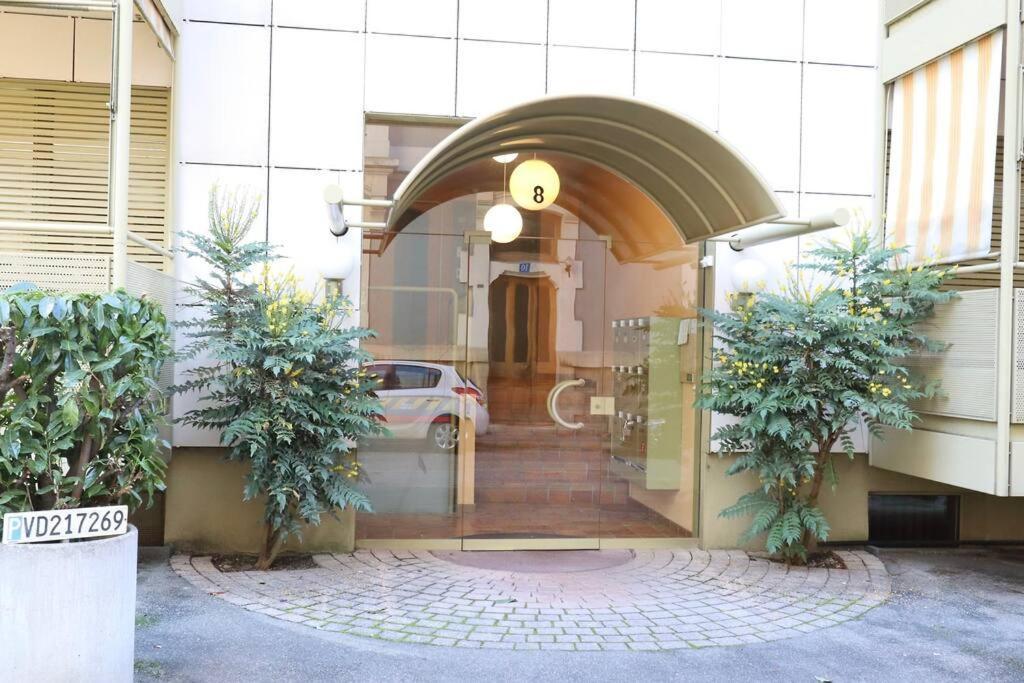 Comfortable, Very Well Located Between Train Station And Lake! Лозанна Экстерьер фото