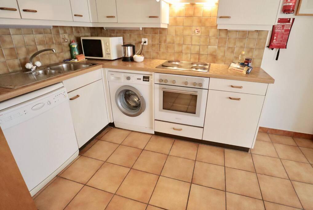 Comfortable, Very Well Located Between Train Station And Lake! Лозанна Экстерьер фото